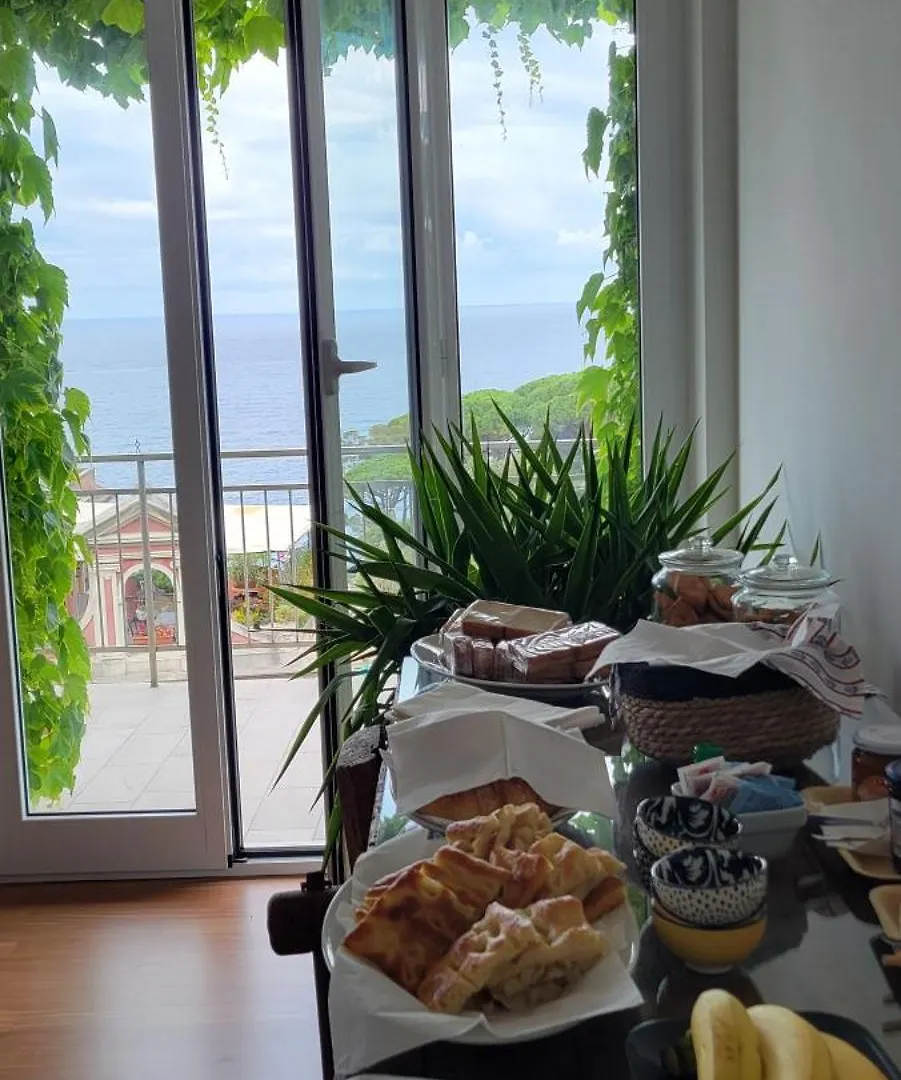 B&B Villa Shiverty Pieve Ligure Italy