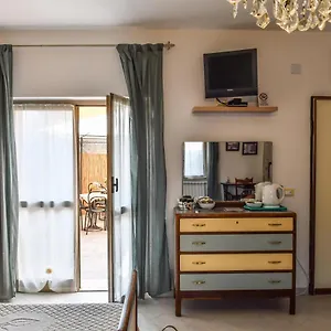Bed & Breakfast La Terra Di Mingo, Vado Ligure